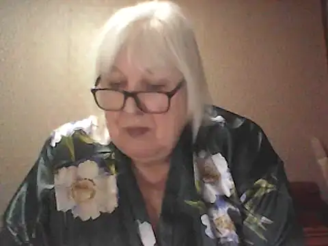 Pokój czatu na żywo – Alexia64231