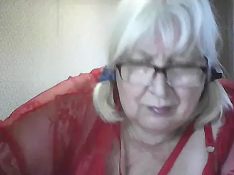 Alexia64231's Webcam Show