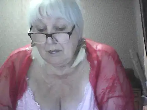 Alexia64231's Webcam Show