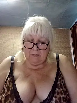 Alexia64231's Webcam Show