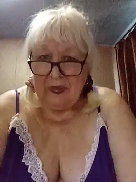 Alexia64231's Webcam Show