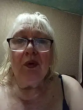 Alexia64231's Webcam Show