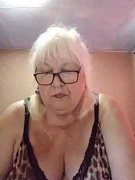 Alexia64231 Adlı Modelin Web Kamerası Şovu