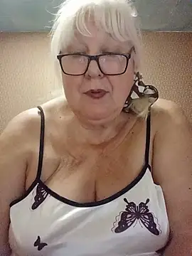Pokój czatu na żywo – Alexia64231