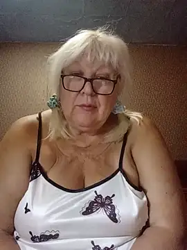 Alexia64231's Webcam Show