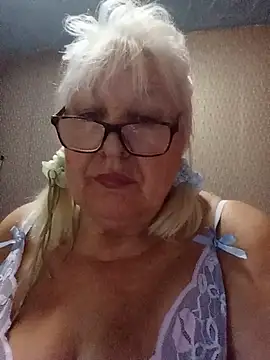Alexia64231's Webcam Show