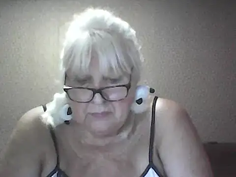 Alexia64231's Live XXX Chat