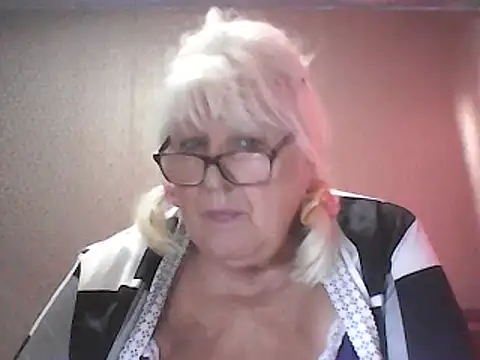 Alexia64231's Live XXX Chat