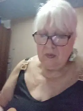 Alexia64231's Webcam Show