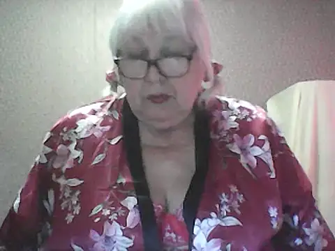 Alexia64231's Webcam Show