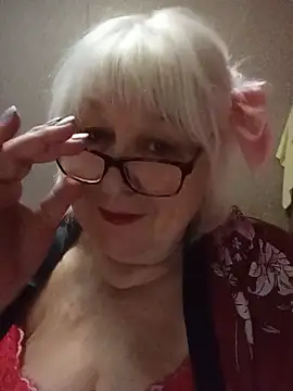 Alexia64231's Webcam Show