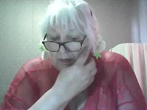 Alexia64231's Webcam Show