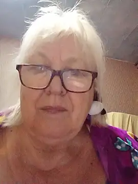 Alexia64231's Live XXX Chat