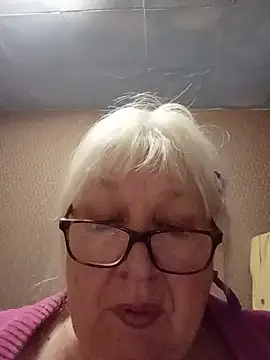 Alexia64231's Webcam Show