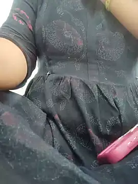 Priya-BongX Show in webcam