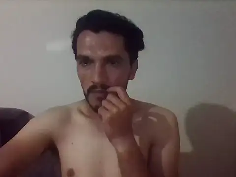 bisexsualman Adlı Modelin Web Kamerası Şovu