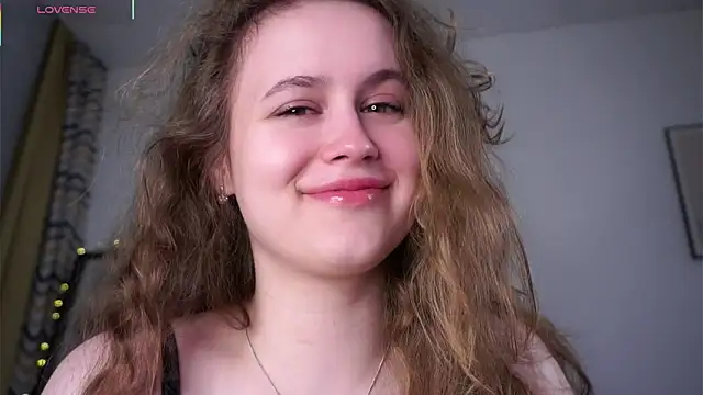 SusannaScholler's Live Chat Room