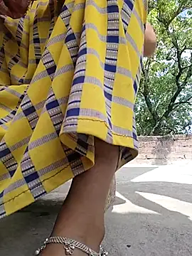 Its_Sia webcam show