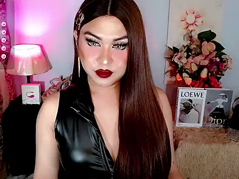 Heavenly_Claudia Webcam Show