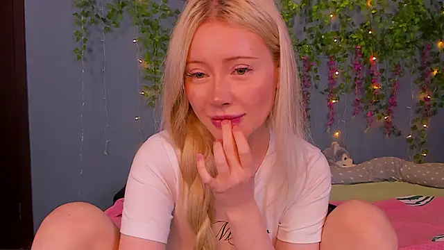 Lillie_Berry live XXX chat