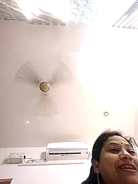 Cute-Janvi20 Show Webcam