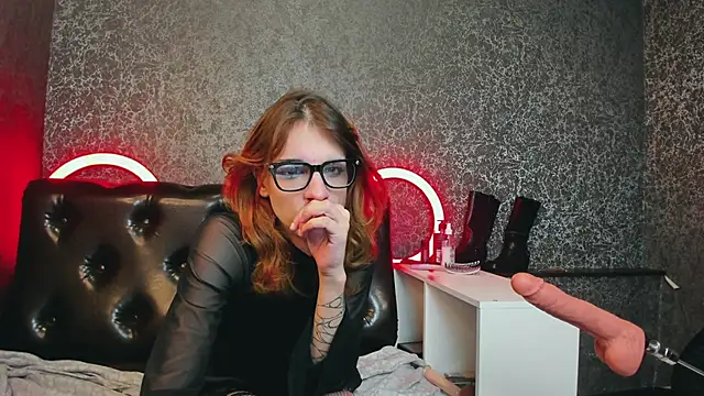 Anjela_Botton – Kamerová šou