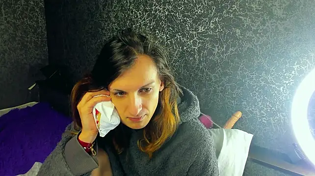 Anjela_Botton Show Webcam