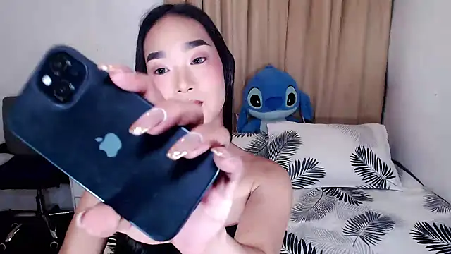 AsianHugeWildSaussage: вебкам-шоу