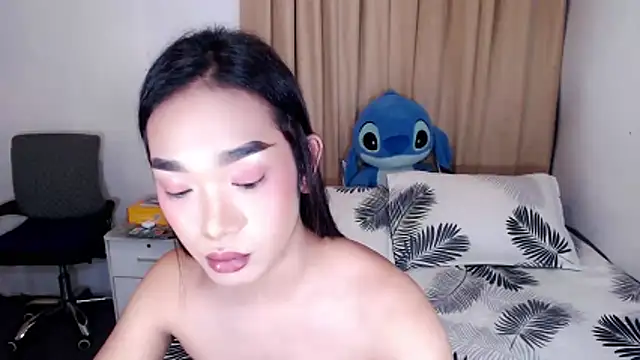 AsianHugeWildSaussage Pertunjukan Webcam