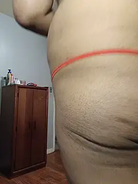 הופעת וובקאם של puss_eater_97