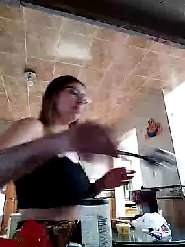 Chatroom XXX en direct de AliceTeenager___