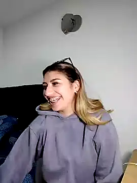 AliceTeenager___ Webcamshow