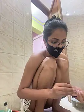 Sandhya_77 webkamerás műsora