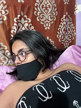 Sandhya_77 Pertunjukan Webcam