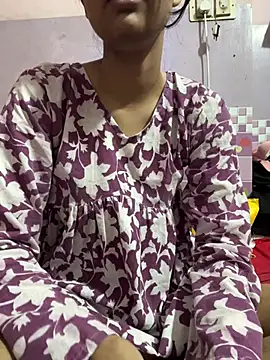 Sandhya_77 Show in webcam