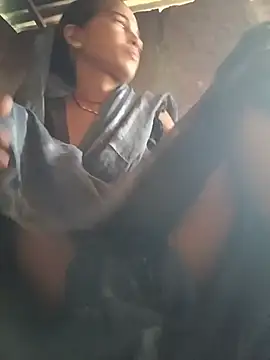 Sexy_Divya1 在線直播表演