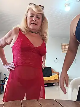 Belladama61 élő XXX-chatje