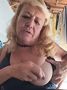 Belladama61 即時 XXX 聊天