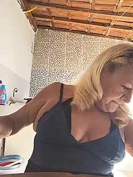 Czat XXX na żywo – Belladama61