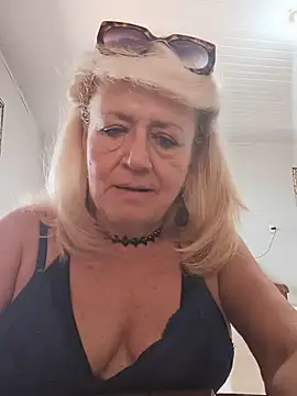 Belladama61 live XXX chat