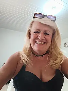Belladama61's Live XXX Chat