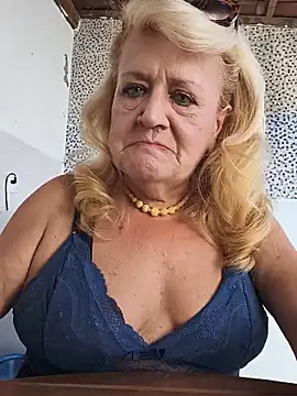 Belladama61's Live XXX Chat