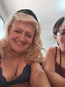 Belladama61's Webcam Show