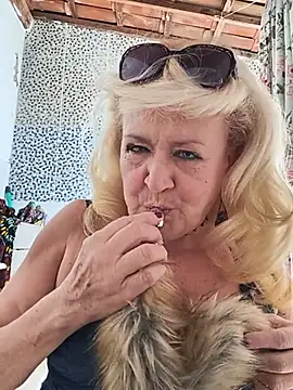 XXX chat uživo modela Belladama61