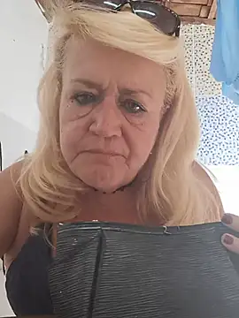 Belladama61's Webcam Show