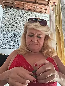 Belladama61's Webcam Show