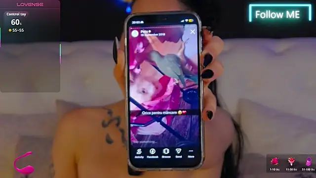 Chat +18 de BellaKarma ao vivo