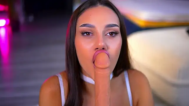 NinaSolennen Live XXX chat
