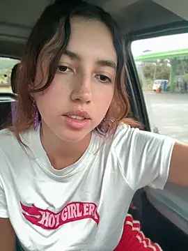 Salo_333_ Adlı Modelin Canlı XXX Sohbeti