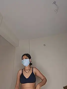 Pertunjukan Kamera Web Shivani2002
